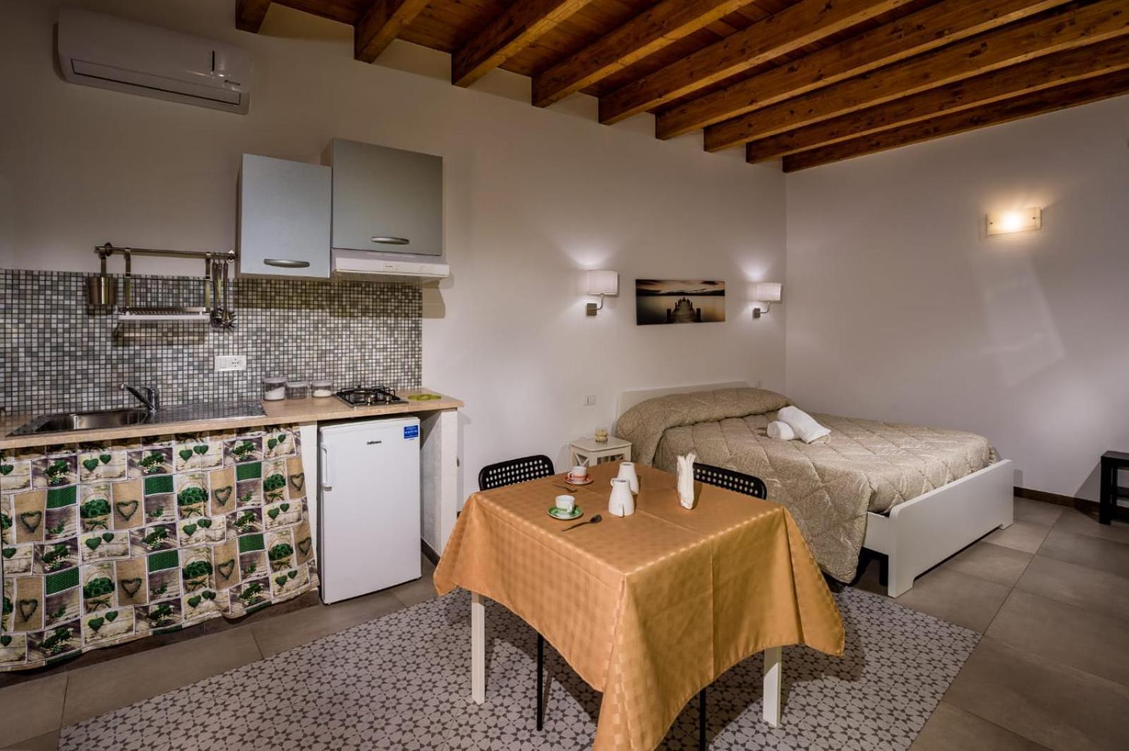 Il Cortile Leilighet Castellammare del Golfo Eksteriør bilde